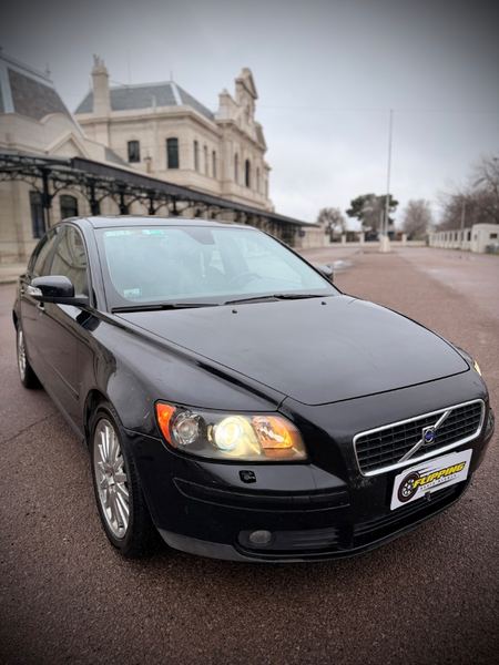 Volvo S 40